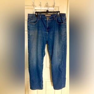 Ladies 16 Short Stretch Jean